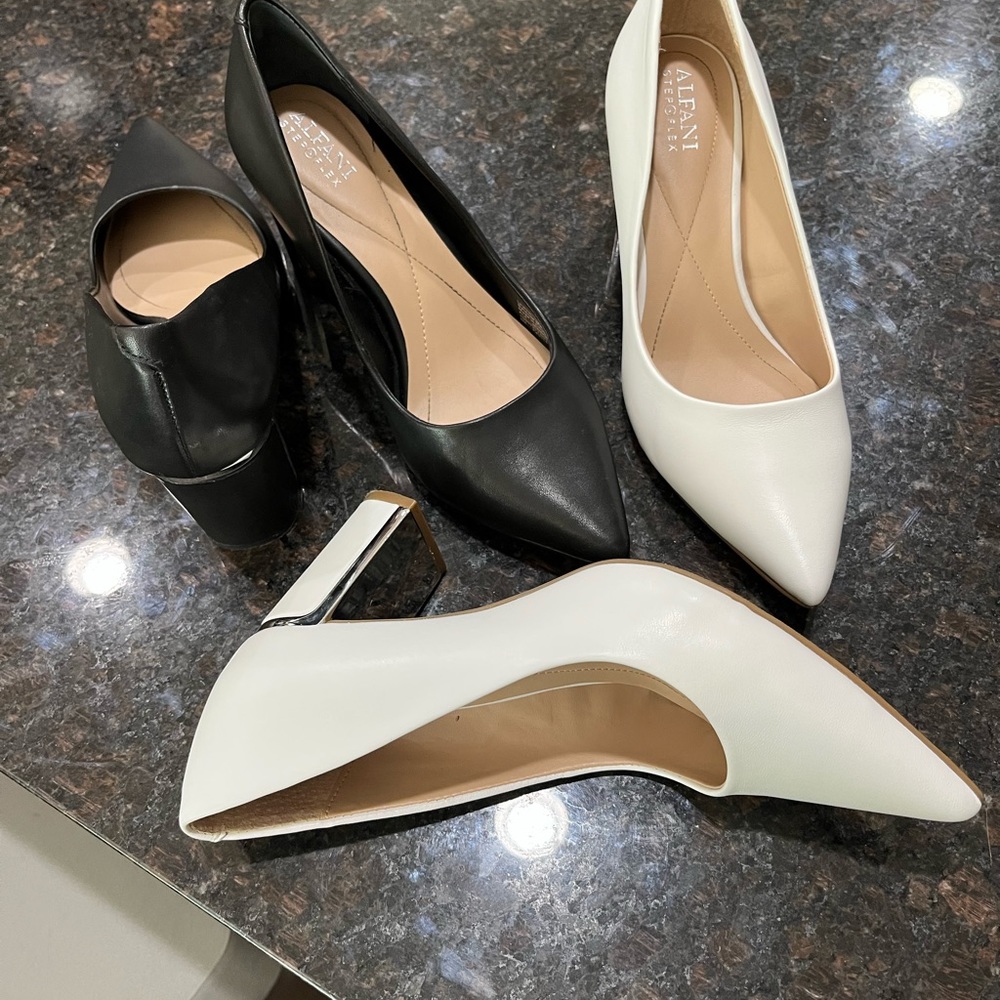 Brand new work comfort pumps! Stylish with the silver piping!